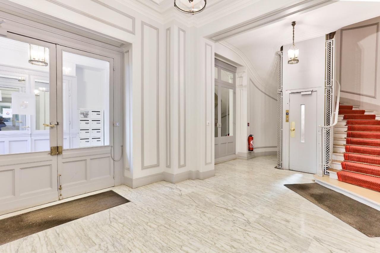 Appartement 140M2 Proche Des Champs Elysees Paris Exterior foto